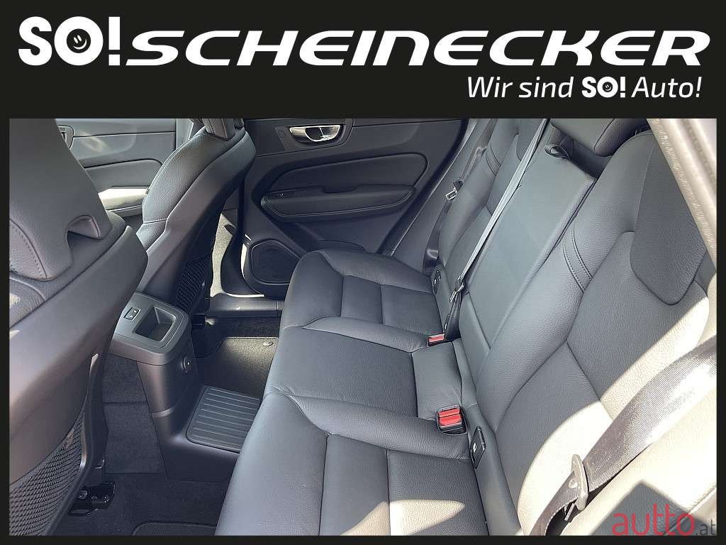 2024' Volvo XC60 photo #6