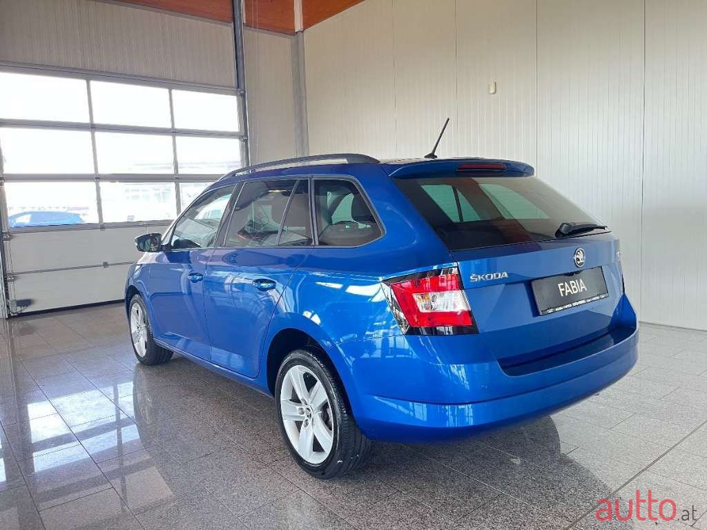 2017' Skoda Fabia photo #5