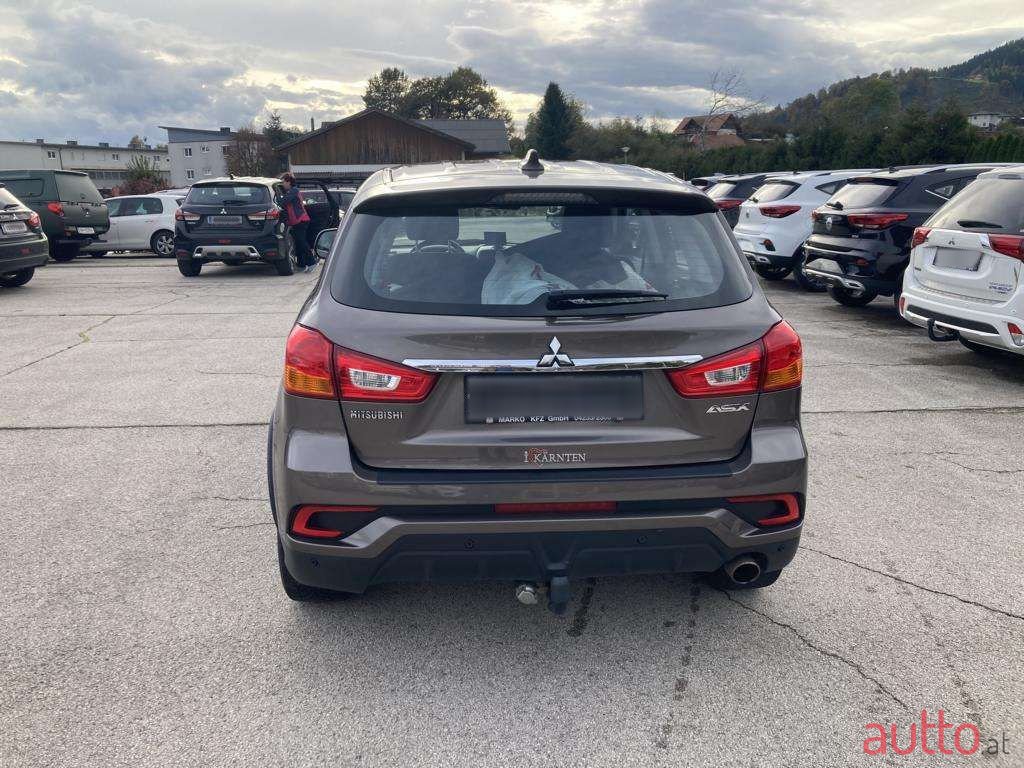 2018' Mitsubishi ASX photo #4