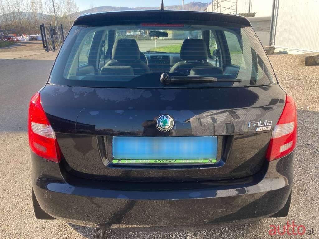 2010' Skoda Fabia photo #6