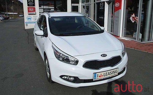 2013' Kia Ceed photo #2