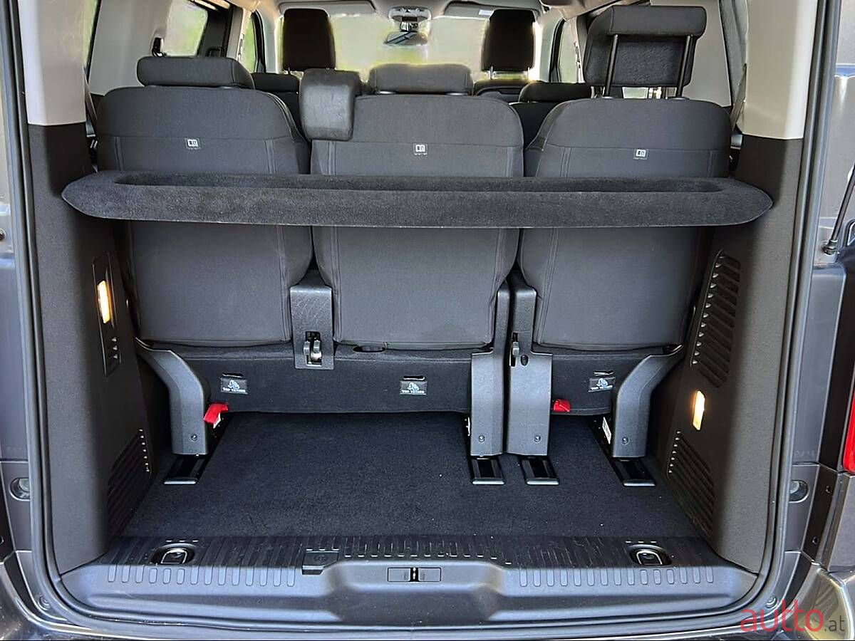 2022' Toyota ProAce photo #5