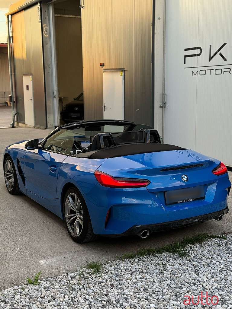2019' BMW Z4 photo #2