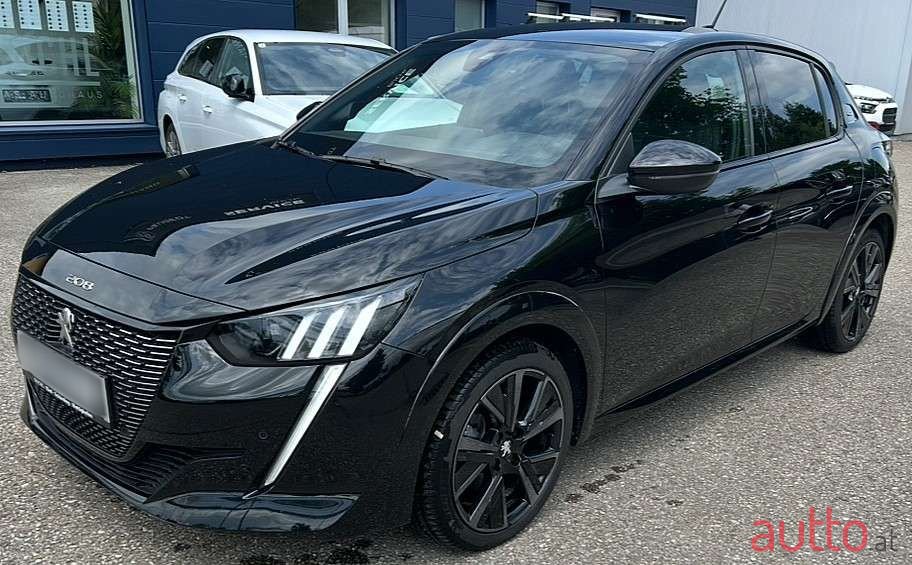 2024' Peugeot 208 photo #3