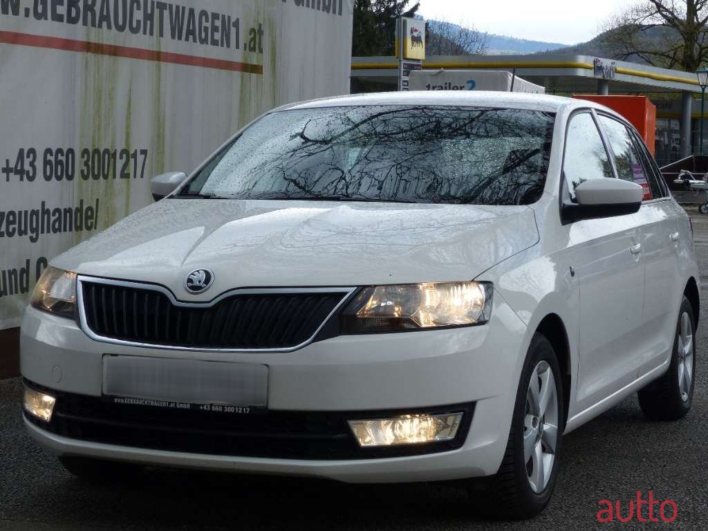 2015' Skoda Rapid photo #2
