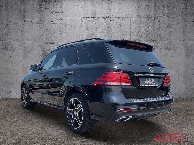 2018' Mercedes-Benz Gle-Klasse photo #3