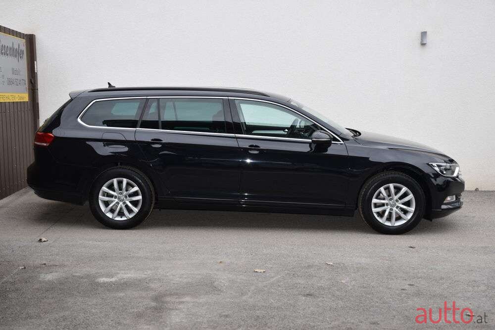 2016' Volkswagen Passat photo #4