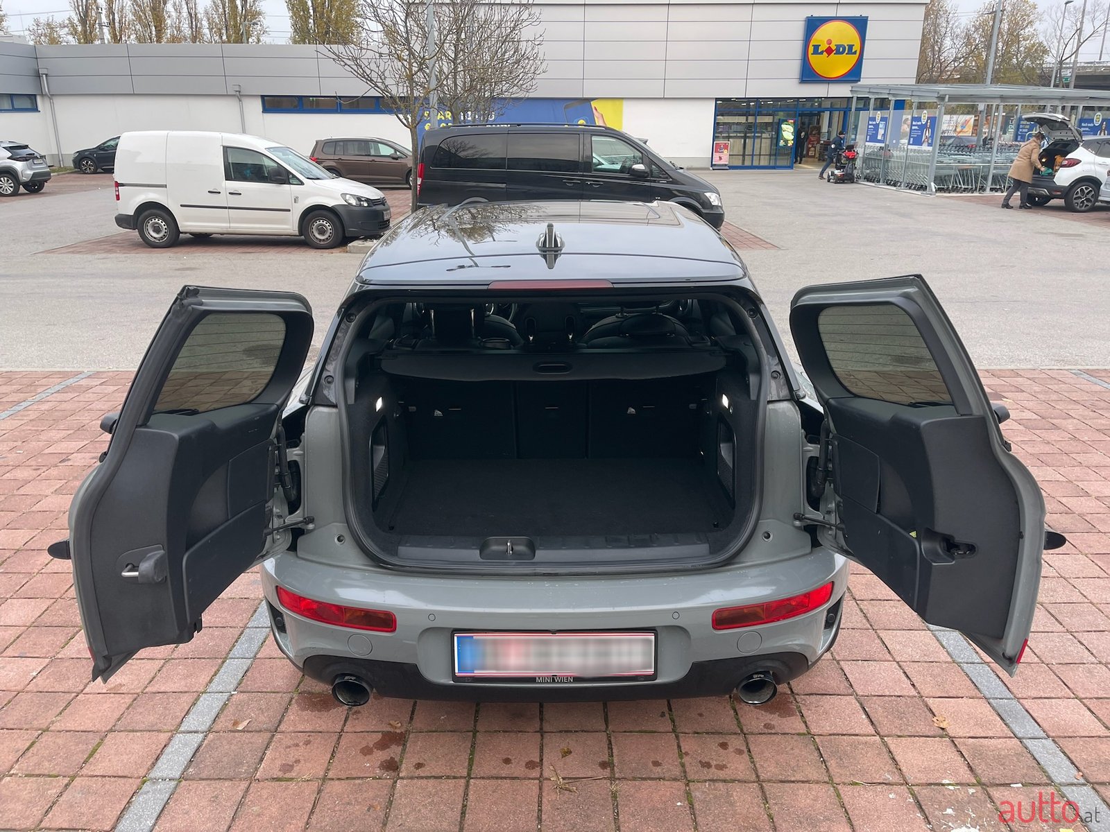 2017' MINI Cooper Clubman photo #7