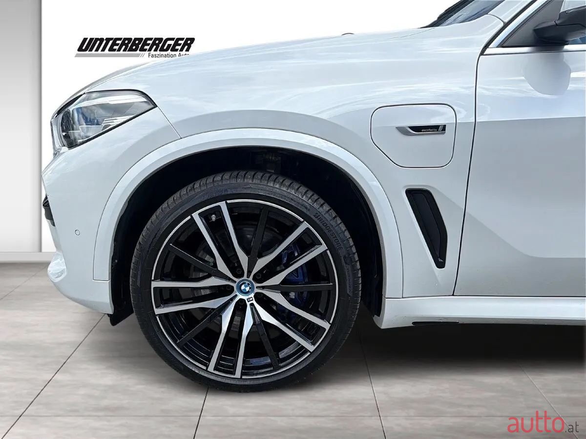2022' BMW X5 photo #6