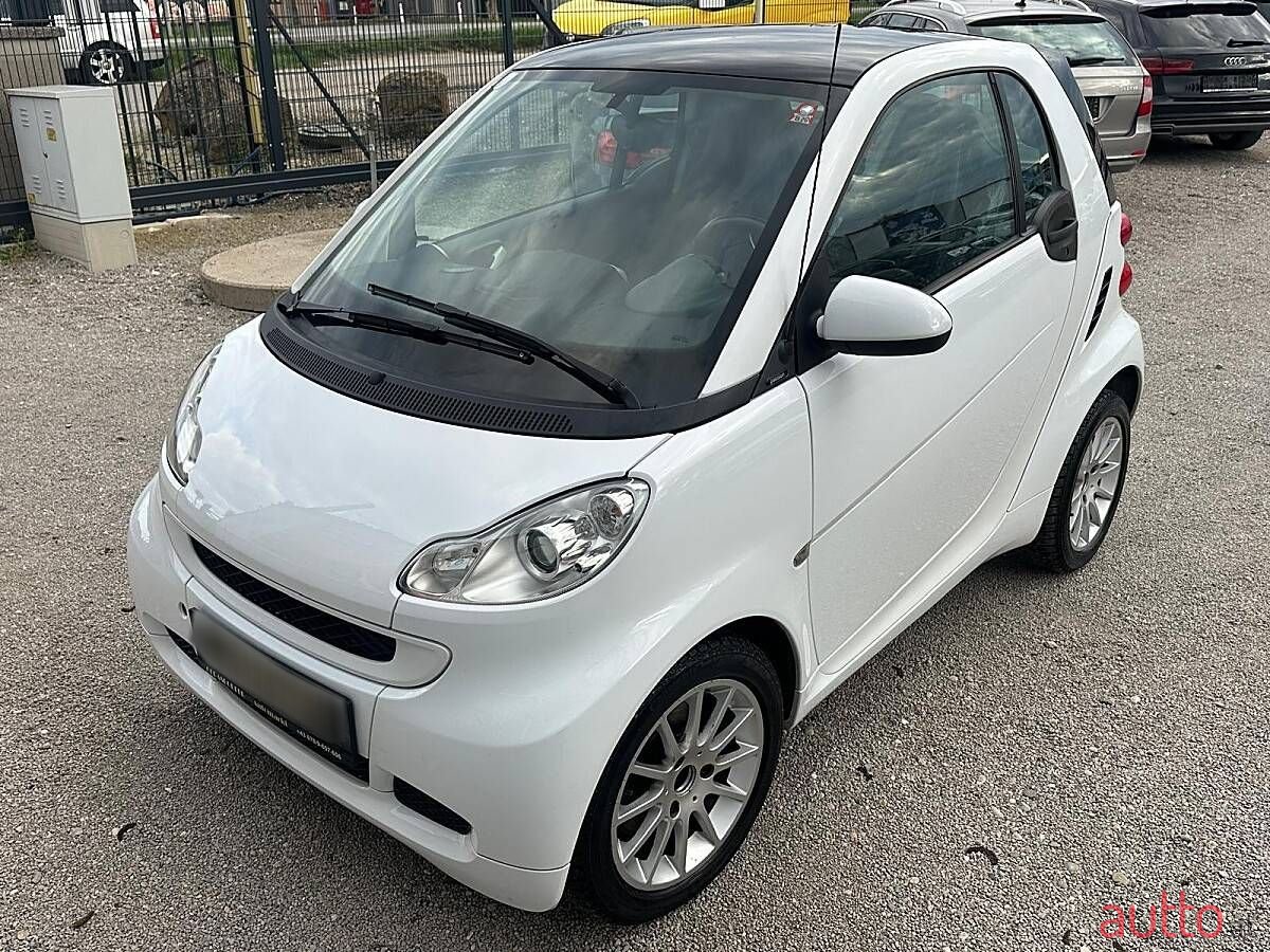 2011' Smart Fortwo photo #4