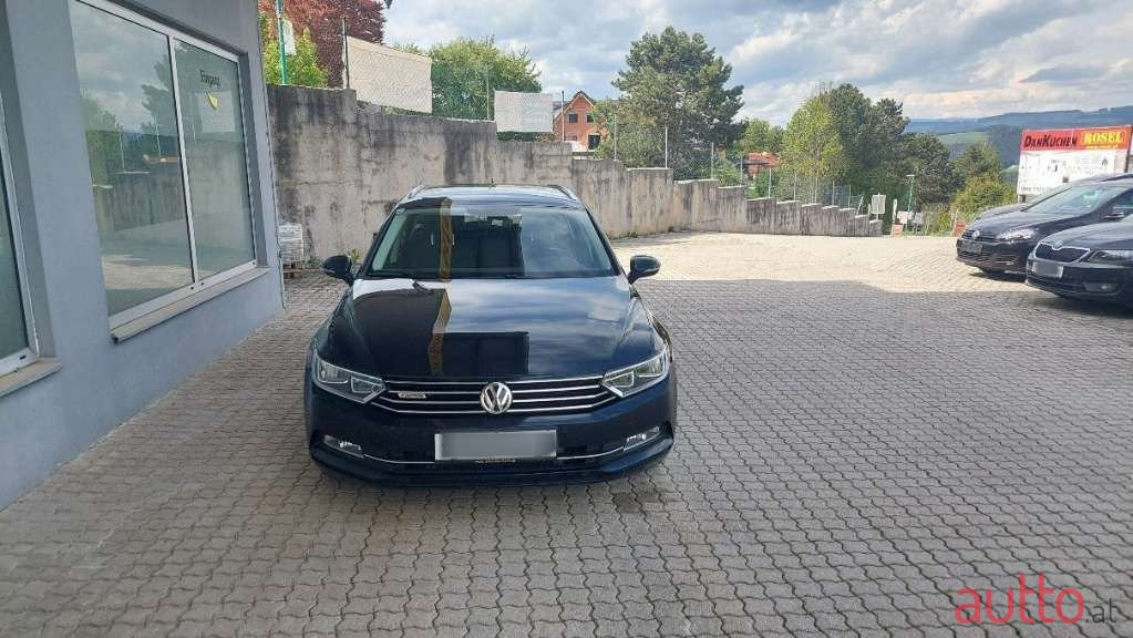 2015' Volkswagen Passat photo #1