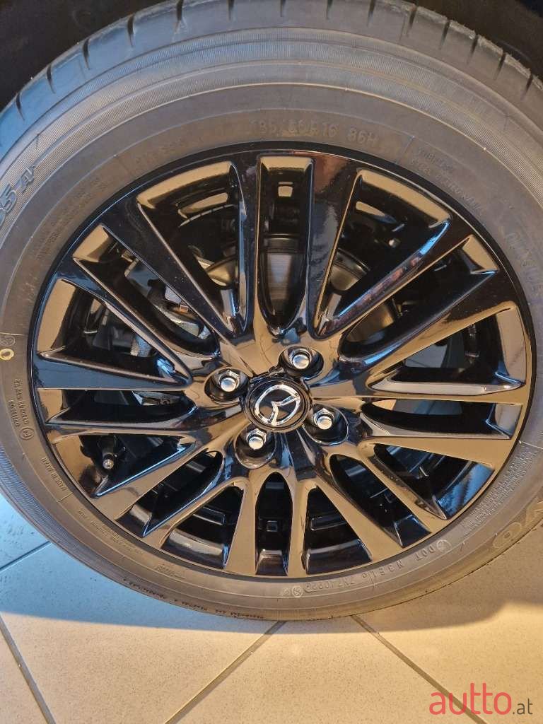 2023' Mazda Mazda2 photo #6