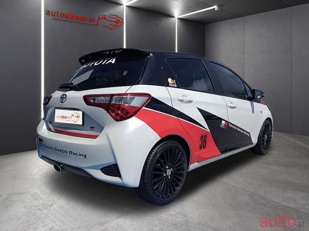 2018' Toyota Yaris photo #4