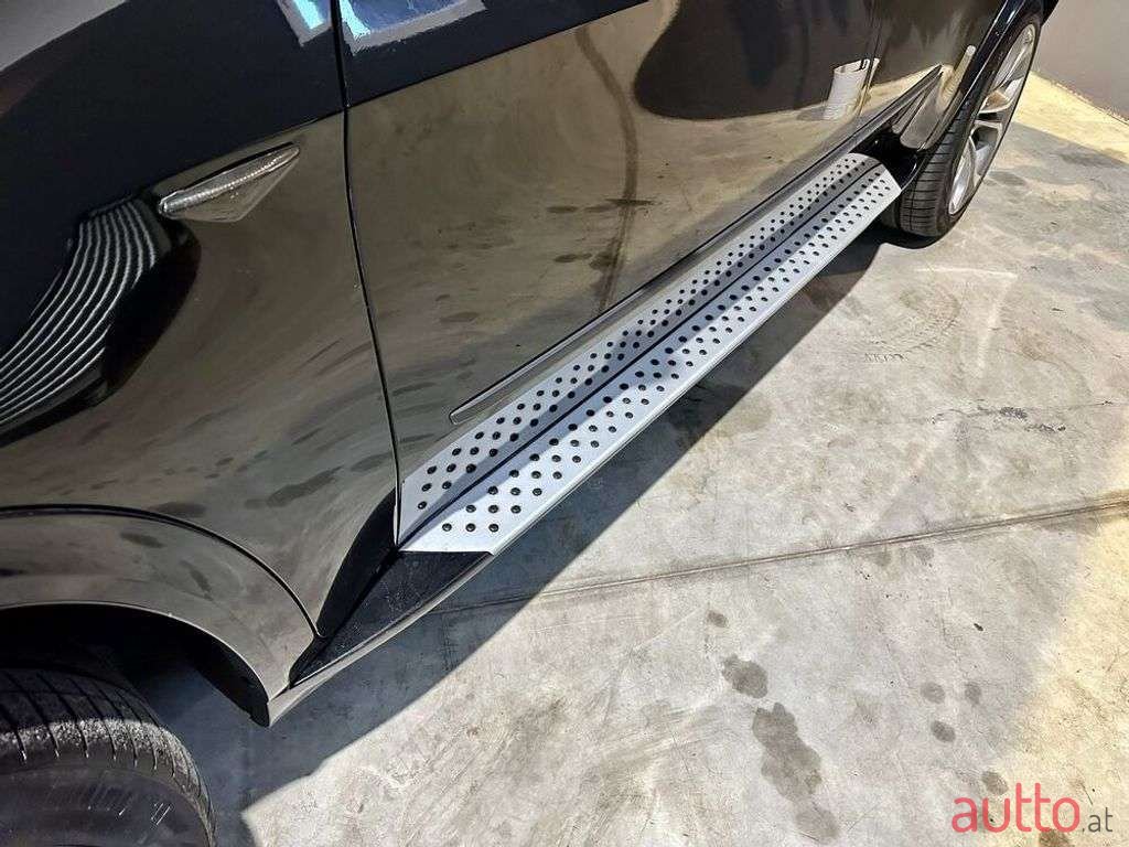 2010' BMW X5 photo #4