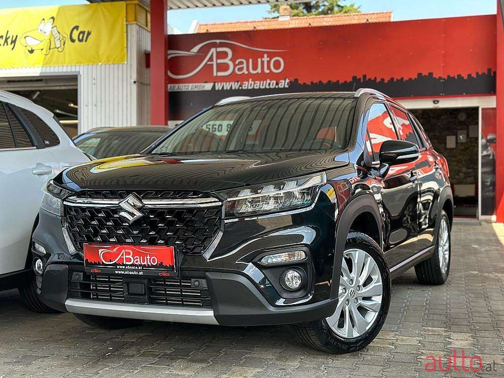2023' Suzuki S-Cross photo #1