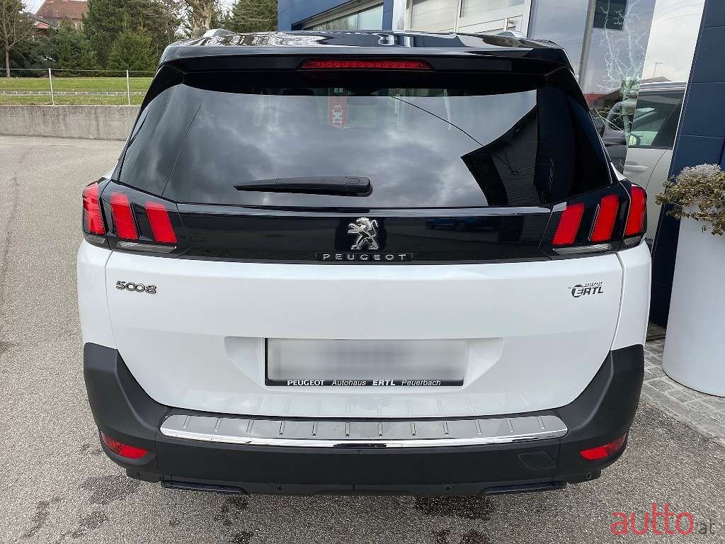 2019' Peugeot 5008 photo #5