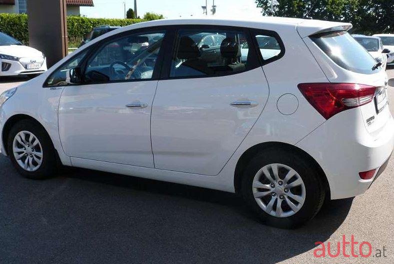 2016' Hyundai Ix20 photo #2