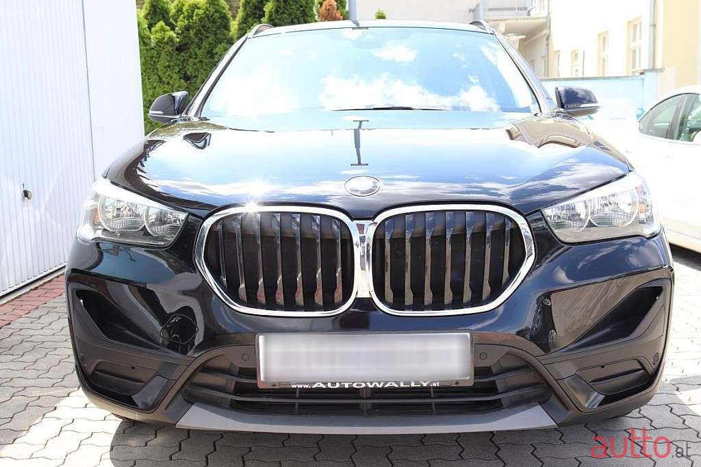 2022' BMW X1 photo #4