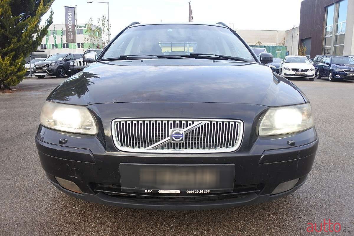 2009' Volvo V70 photo #4