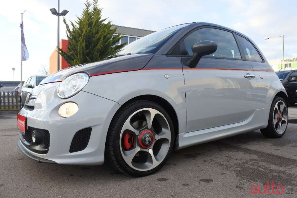 2010' Fiat 500 Abarth photo #2
