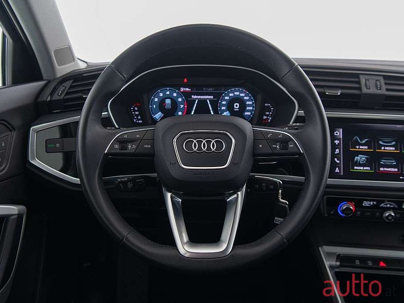 2020' Audi Q3 photo #6