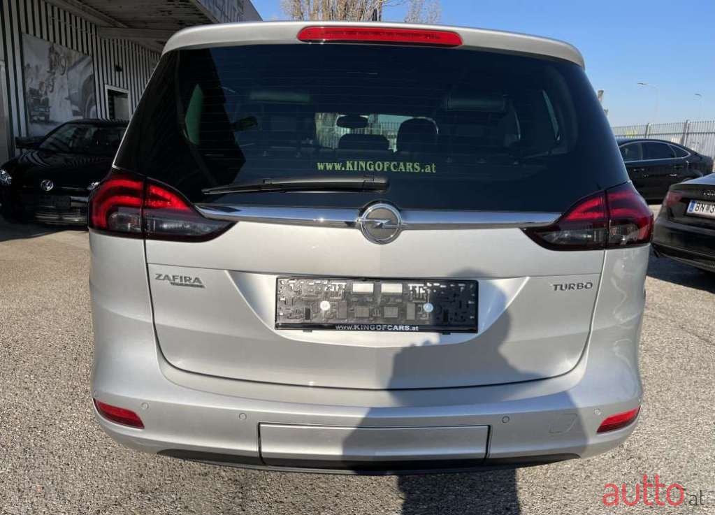 2013' Opel Zafira photo #3