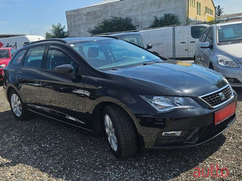 2019' SEAT Leon photo #4