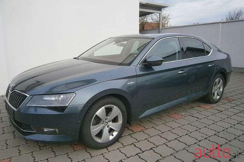 2016' Skoda Superb photo #1