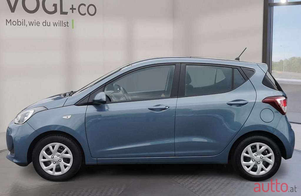 2018' Hyundai i10 photo #2