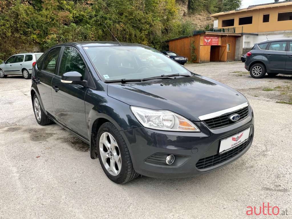 2009' Ford Focus photo #3