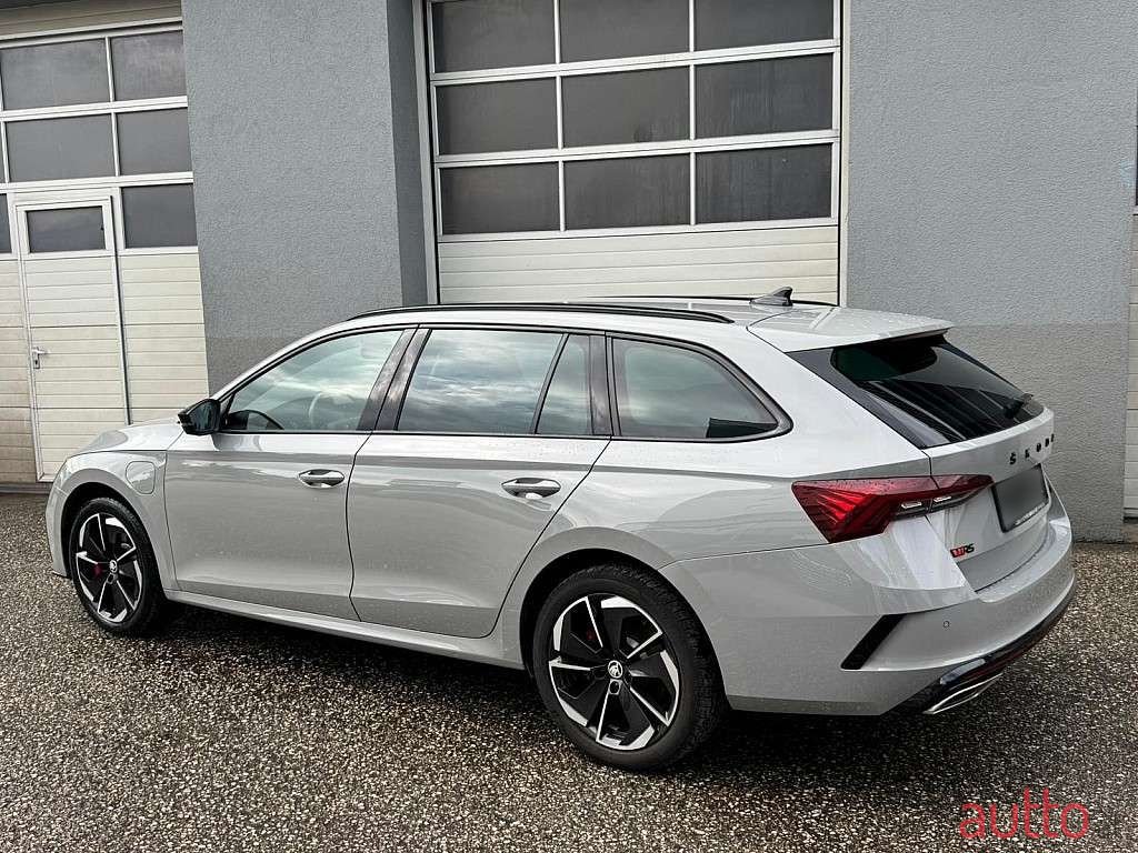 2021' Skoda Octavia photo #5