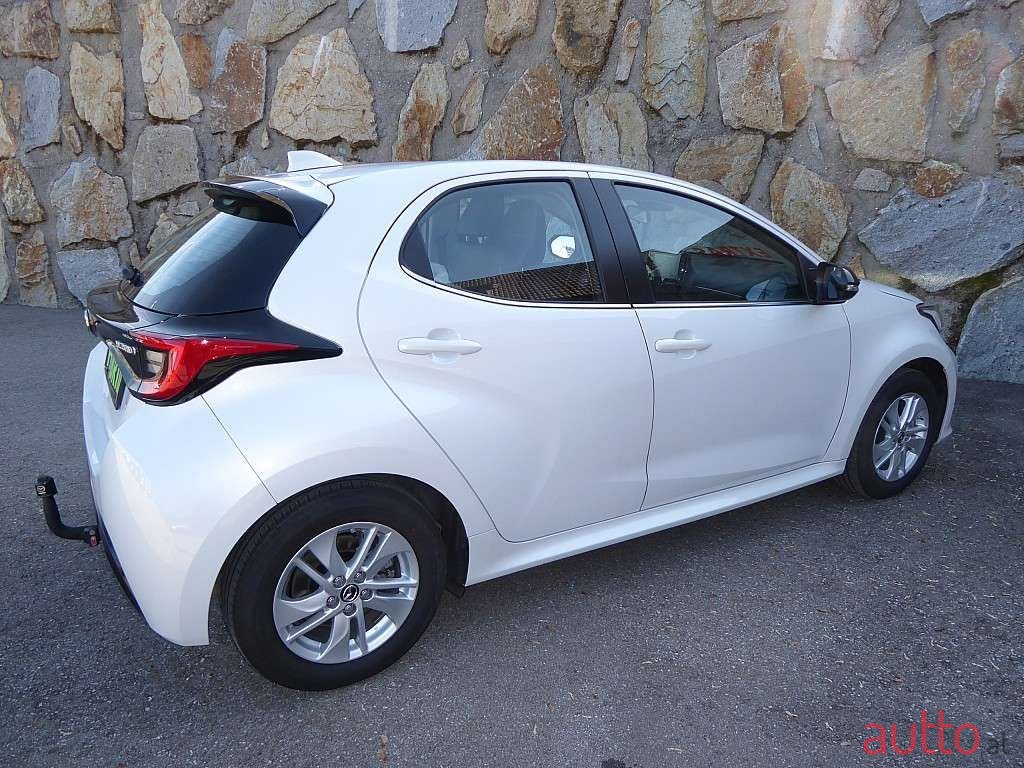 2022' Mazda Mazda2 photo #5
