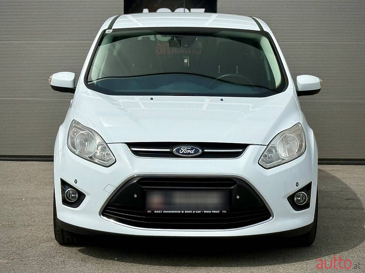 2012' Ford C-MAX photo #4