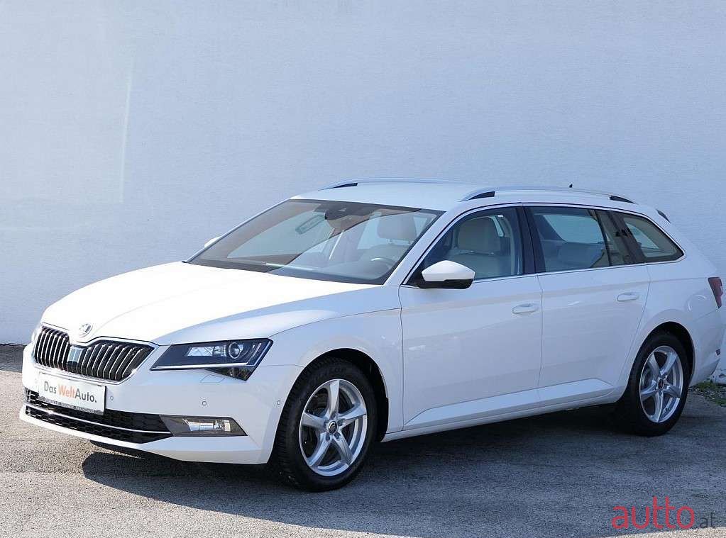2017' Skoda Superb photo #1