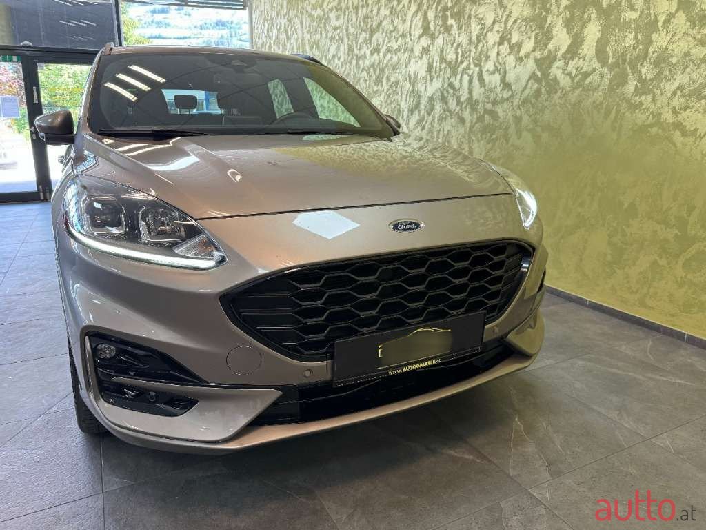 2020' Ford Kuga photo #6