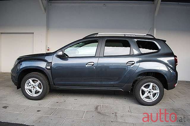 2022' Dacia Duster photo #4
