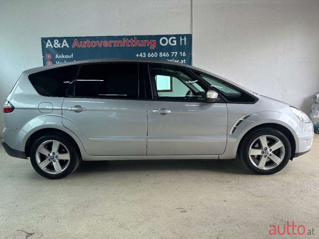 2007' Ford S-Max photo #2