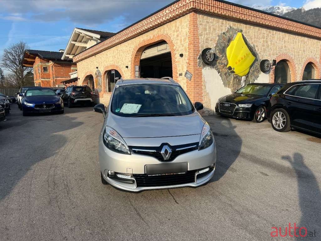 2014' Renault Scenic photo #6
