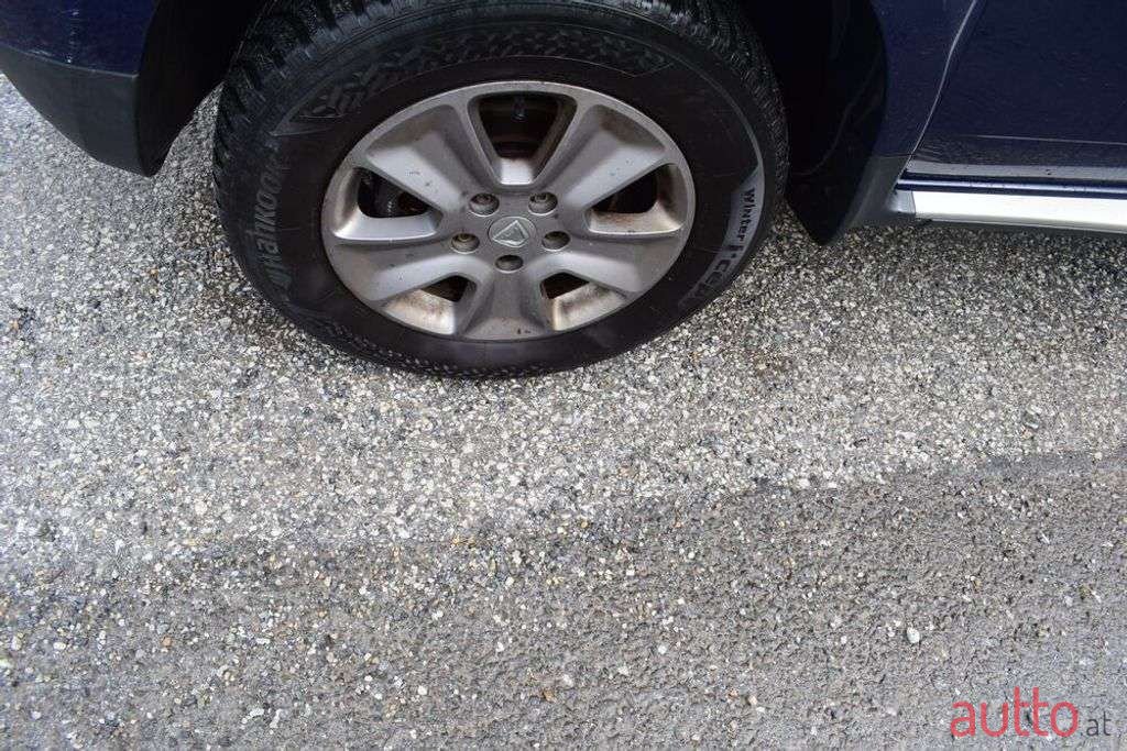 2014' Dacia Duster photo #5