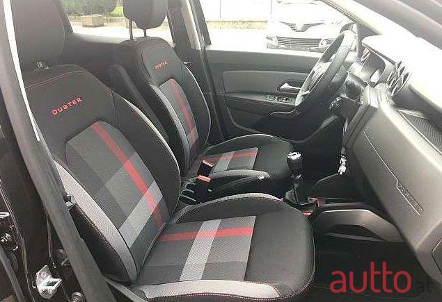 2019' Dacia Duster photo #5