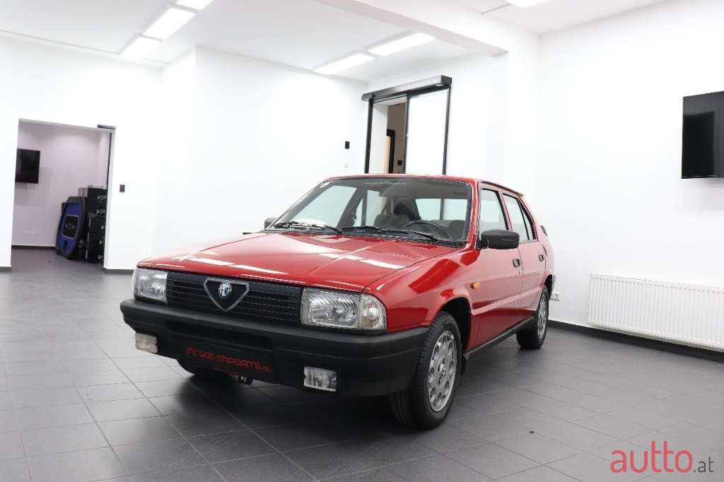 1986' Alfa Romeo 33 photo #3