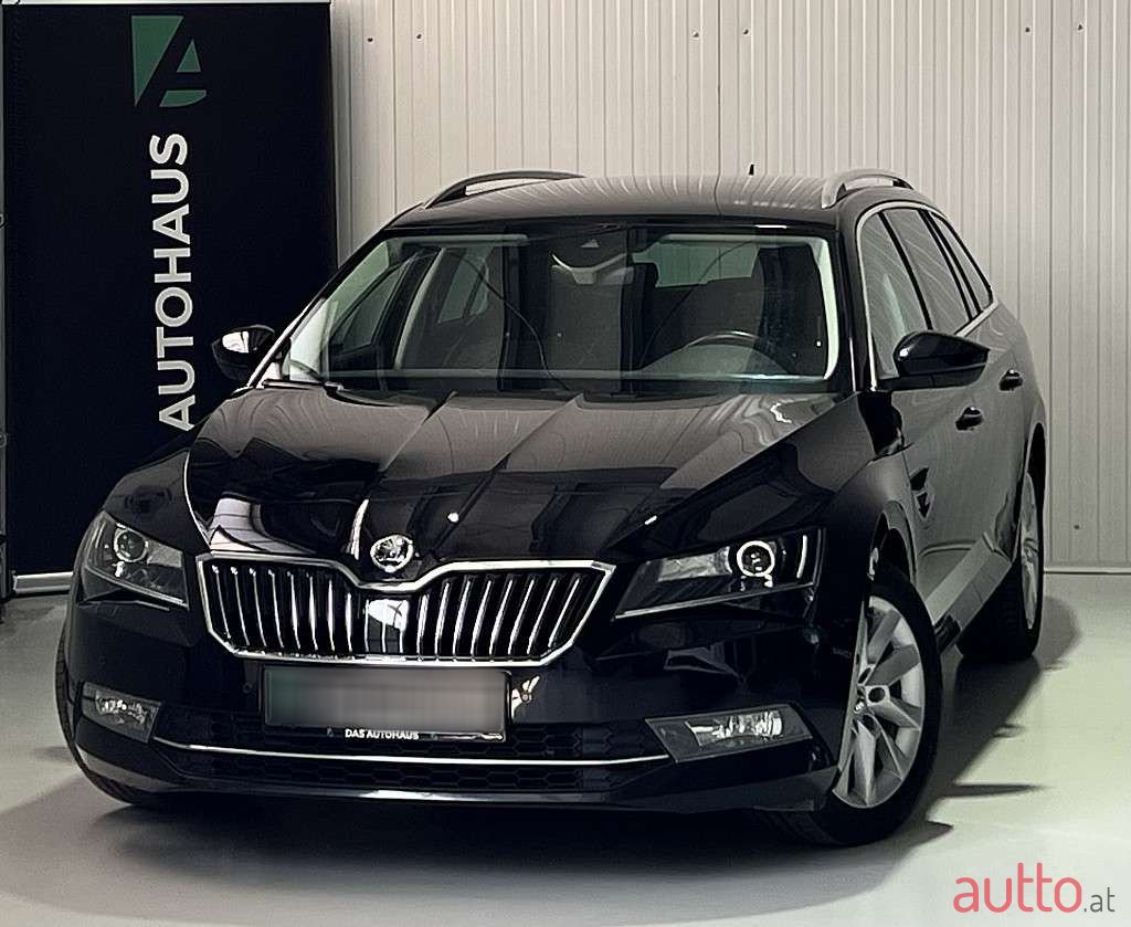 2019' Skoda Superb photo #1