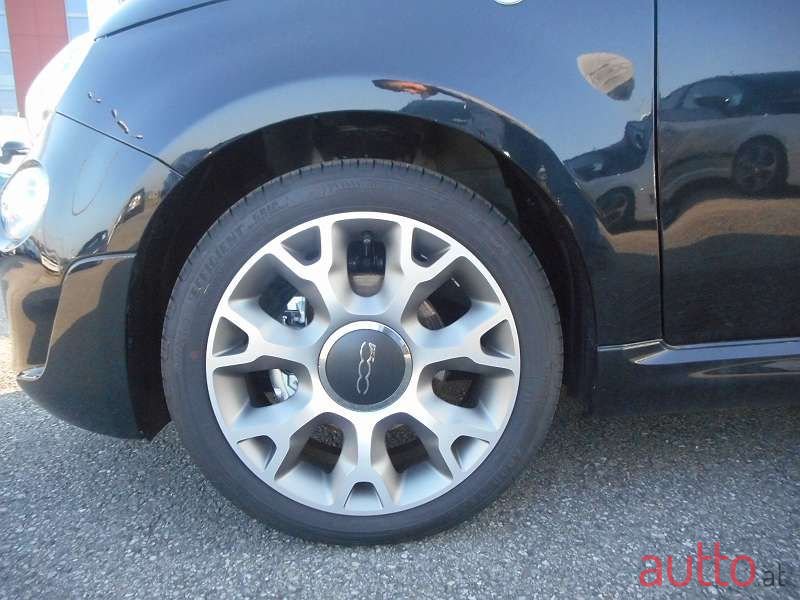 2021' Fiat 500 photo #5