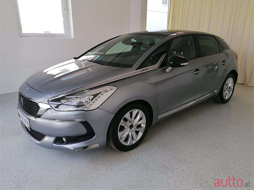 2016' Citroen DS5 photo #3