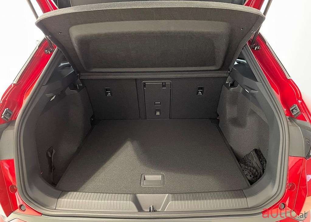 2022' Volkswagen Id.4 photo #6