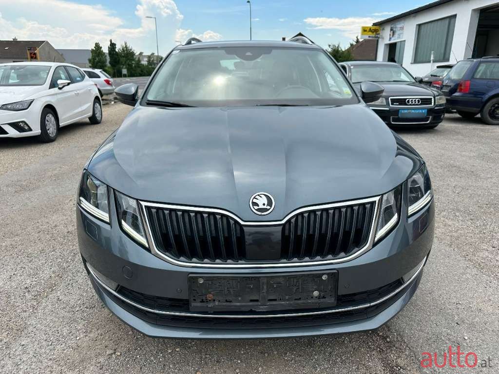 2019' Skoda Octavia photo #3