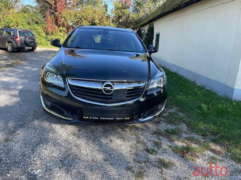 2015' Opel Insignia photo #1