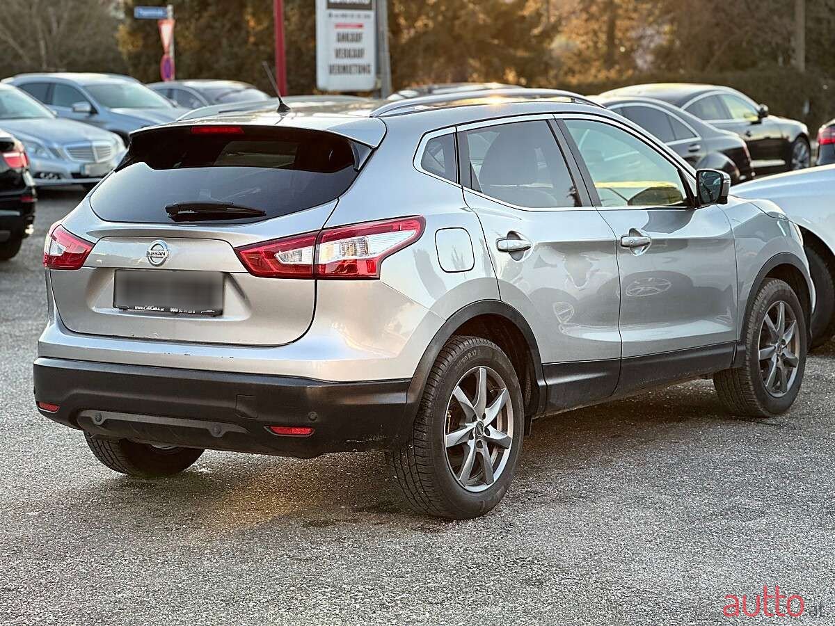 2015' Nissan Qashqai photo #6