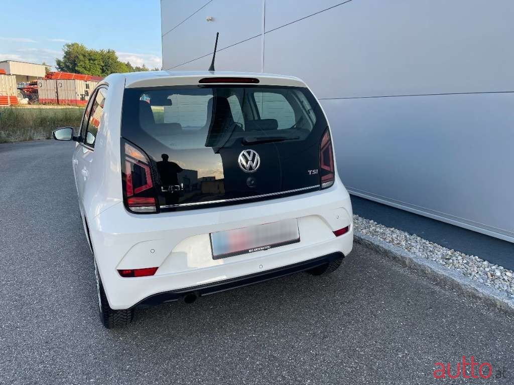 2017' Volkswagen Up! photo #5