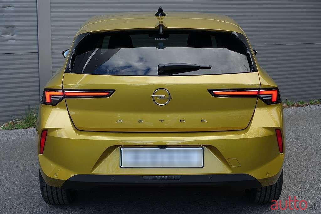 2023' Opel Astra photo #6